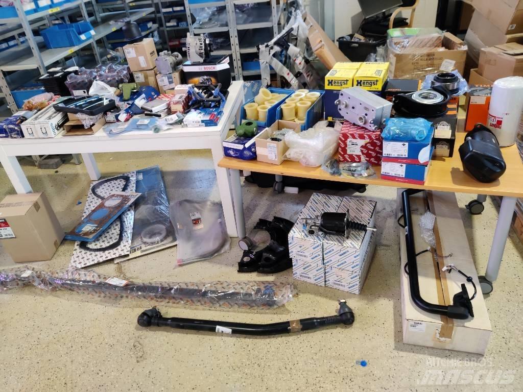 DAF 95 PARTS Podvozky a zavěšení kol