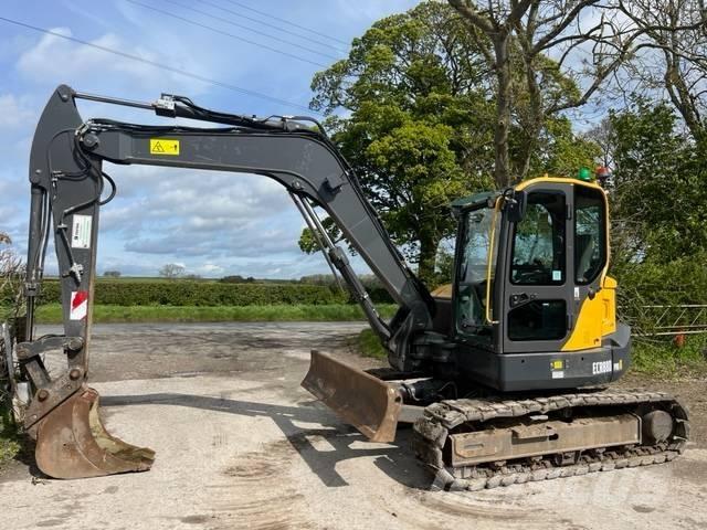 Volvo ECR 88 D Midi rýpadla 7t - 12t