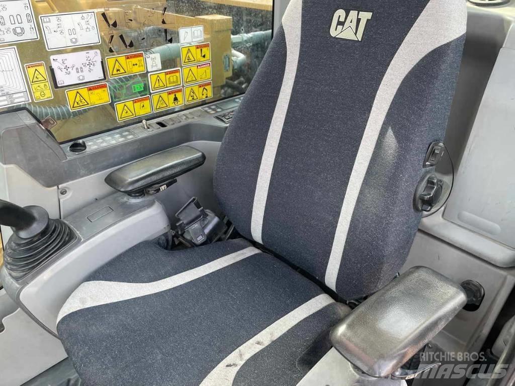 CAT 316FL Pásové dozery