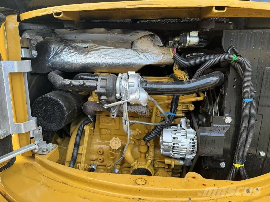CAT 303.5 E Mini rýpadla < 7t