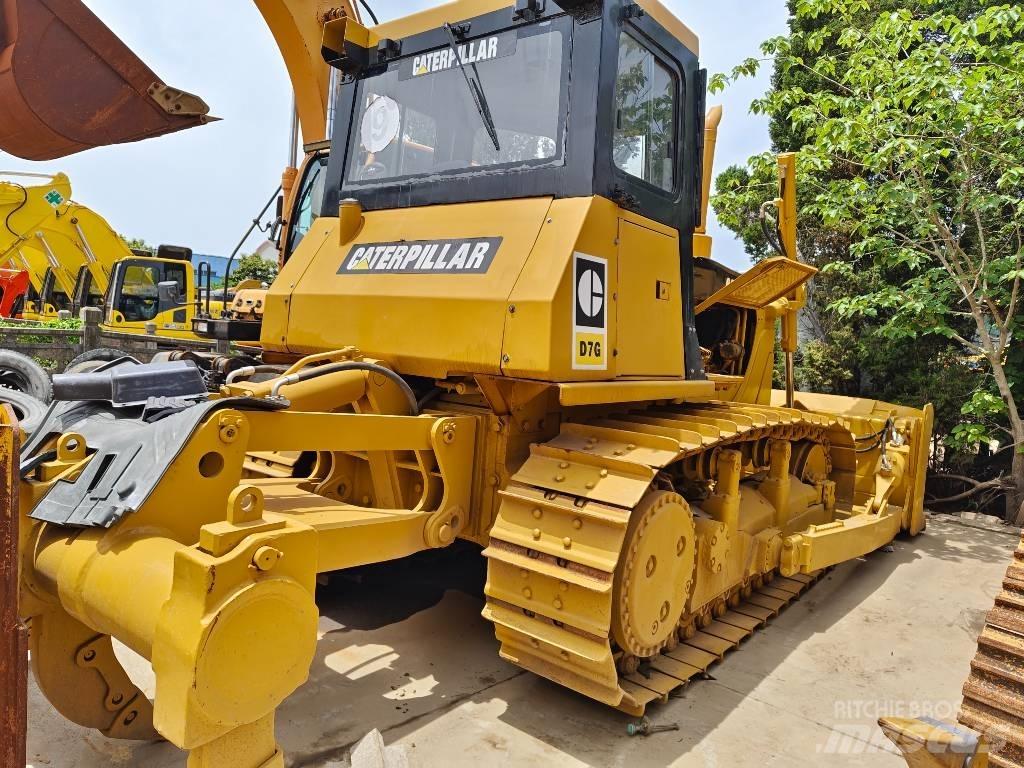 CAT D 7 G Pásové dozery