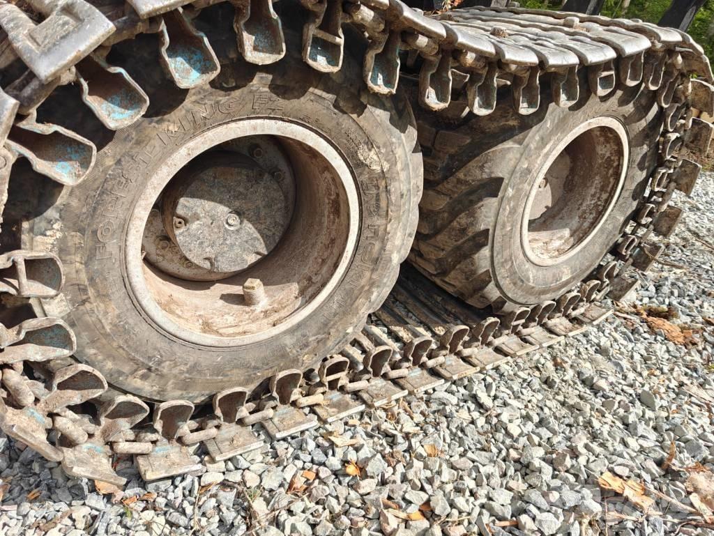 Komatsu 855 Vyvážecí traktory