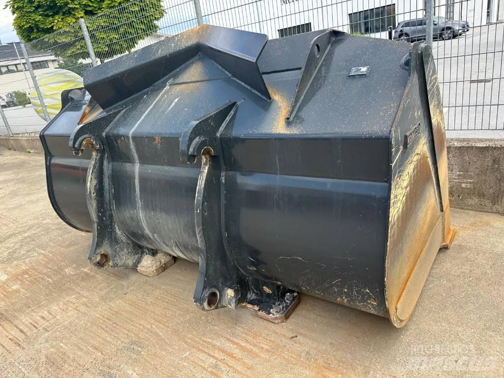 Komatsu Schaufel Lopaty