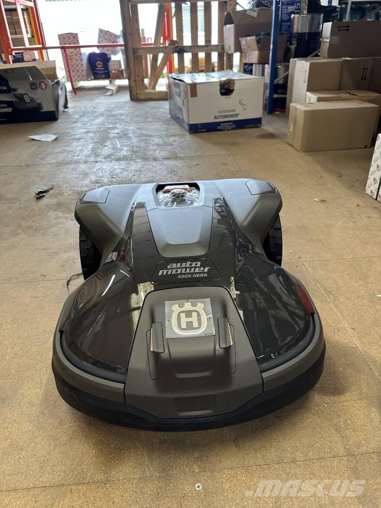 Husqvarna AM450X Robotické sekačky