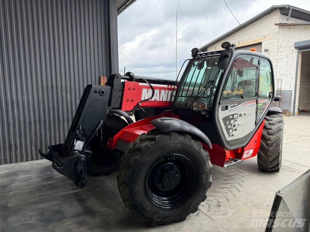 Manitou MT 932 Teleskopické manipulátory