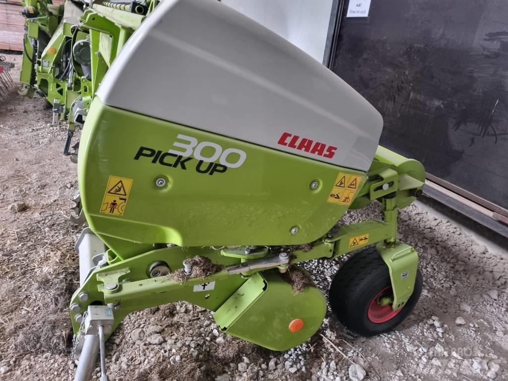CLAAS PICK UP 300 Kombajnové hlavice
