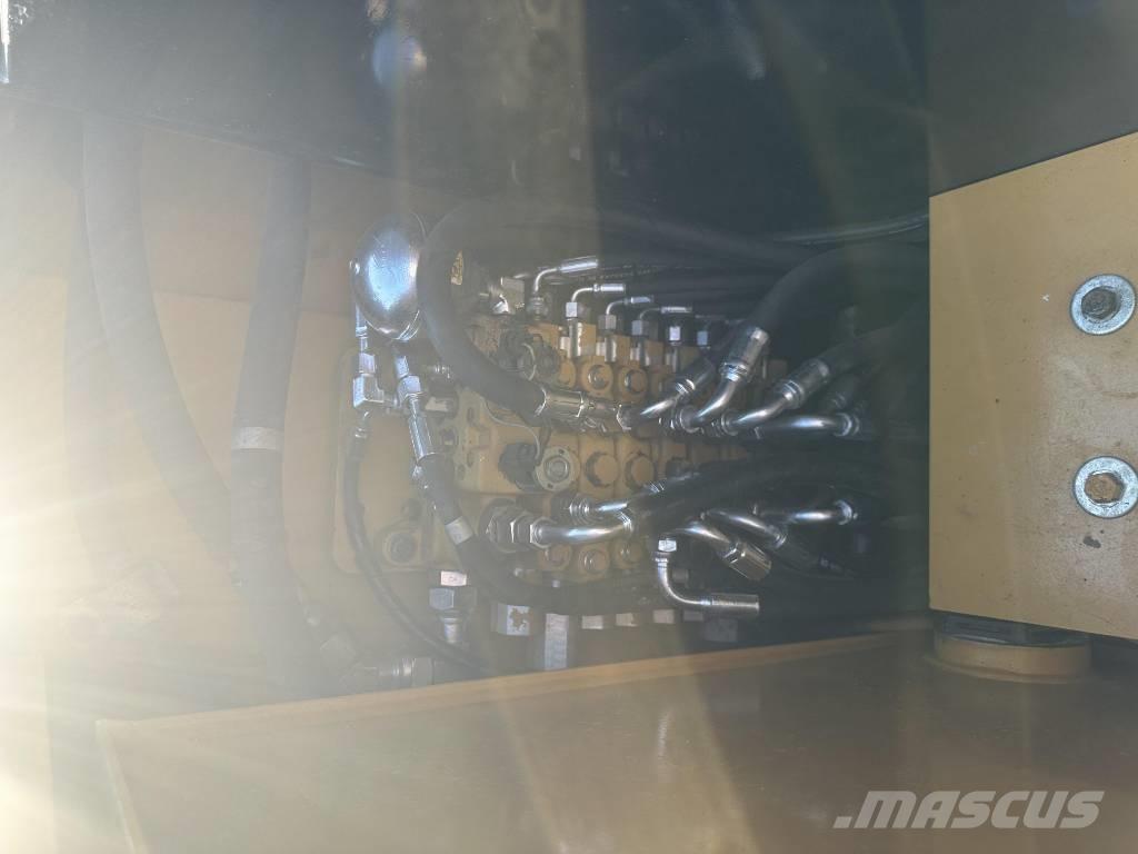 CAT 305.5E Pásová rýpadla