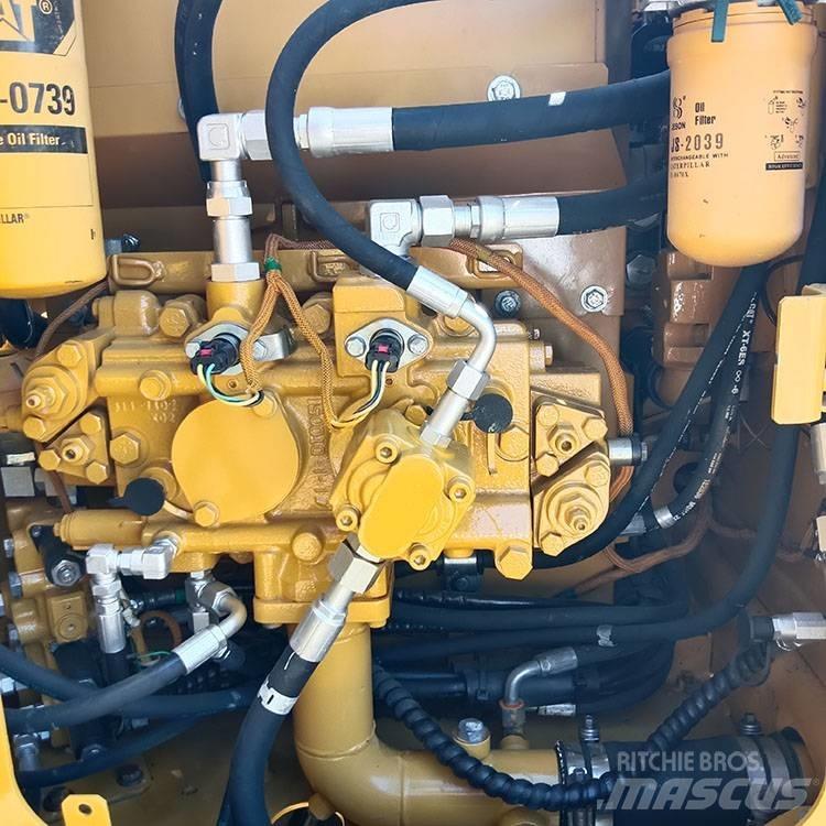 CAT 312 D Pásová rýpadla