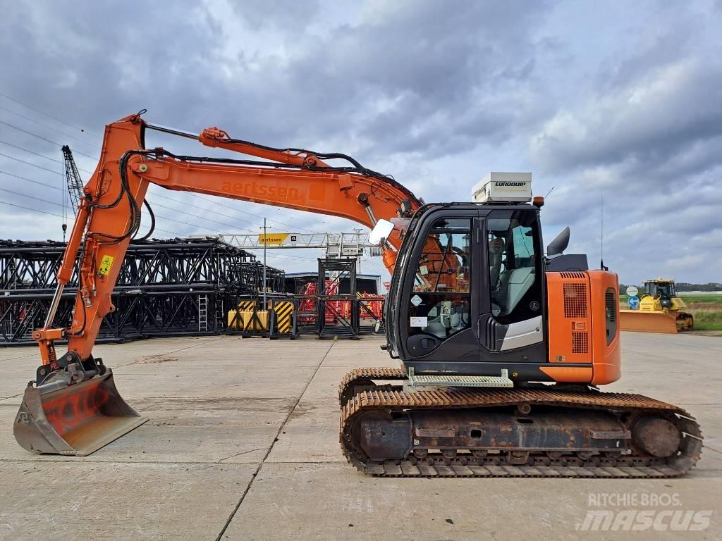 Hitachi ZX135US-6 Pásová rýpadla