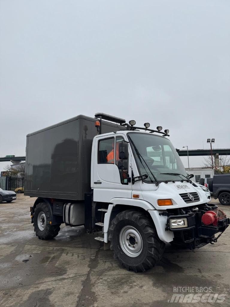 Unimog U300 Užitkové stroje