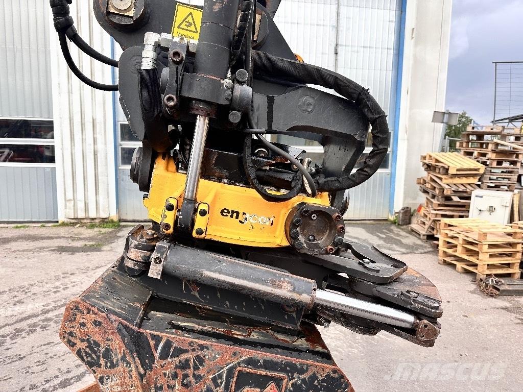 Schaeff TW 110 Kolová rýpadla