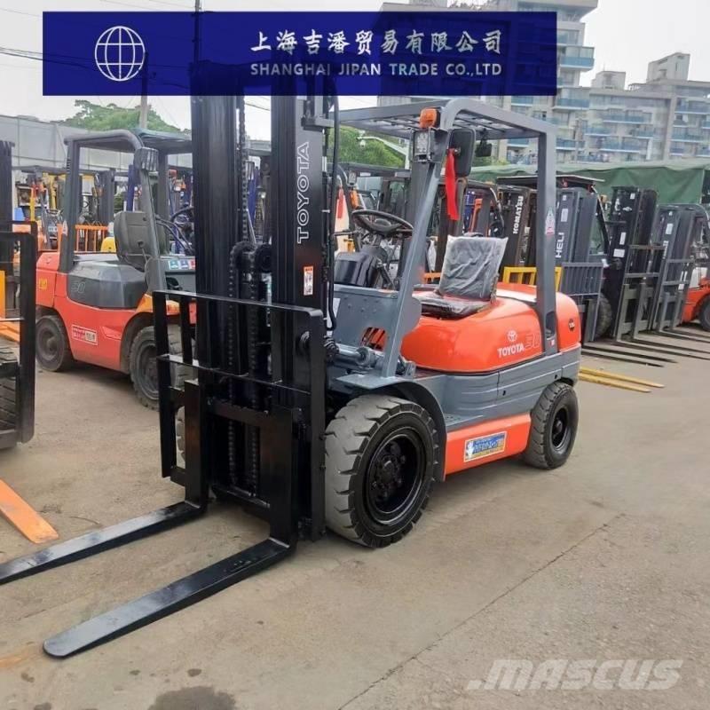 Toyota 6 F Dieselové vozíky