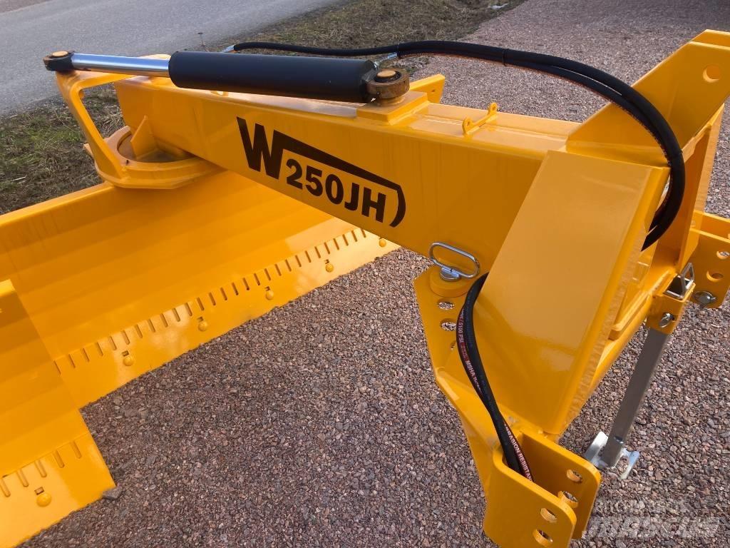 Wieska 250 JH1 Tažené radlice