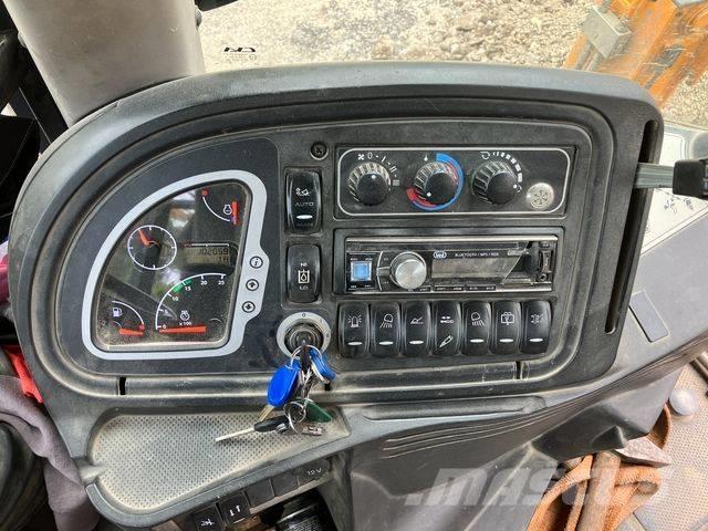 JCB 3 CX Super Rýpadlo-nakladače