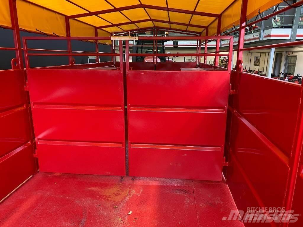 Dinapolis TRV 635 Přívěsy pro přepravu zvířat