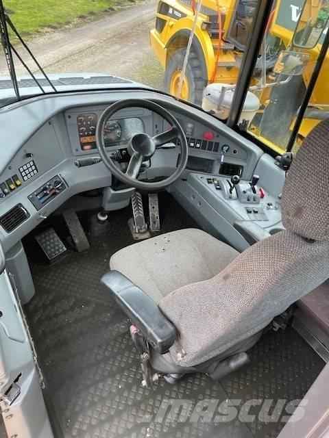 Volvo A30E Kloubové dempry