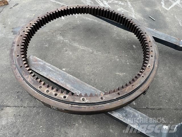 O&K RH 16 Převodovka