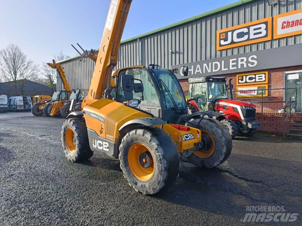 JCB 542-70 Agri Xtra Teleskopické nakladače pro zemědělství