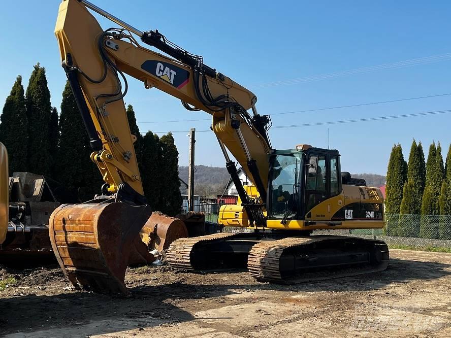 CAT 324 D Pásová rýpadla