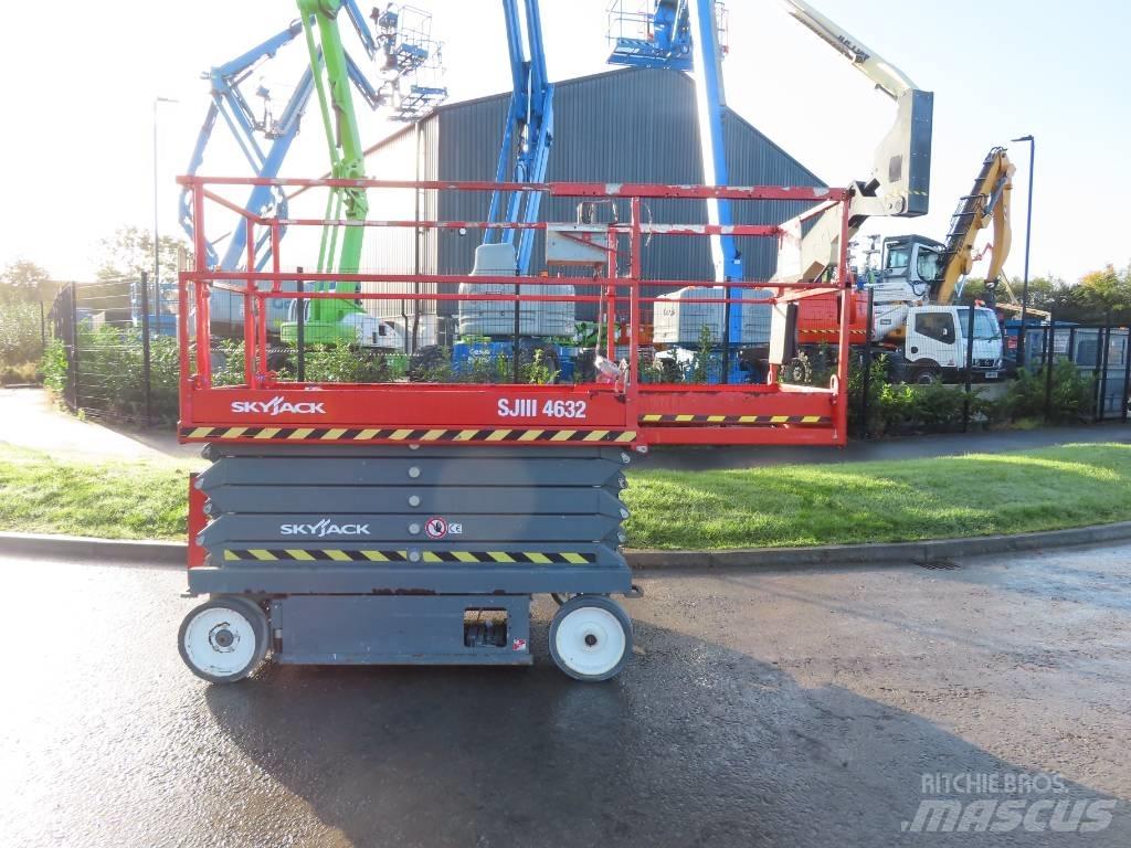 SkyJack SJ III 4632 Nůžková zvedací plošina