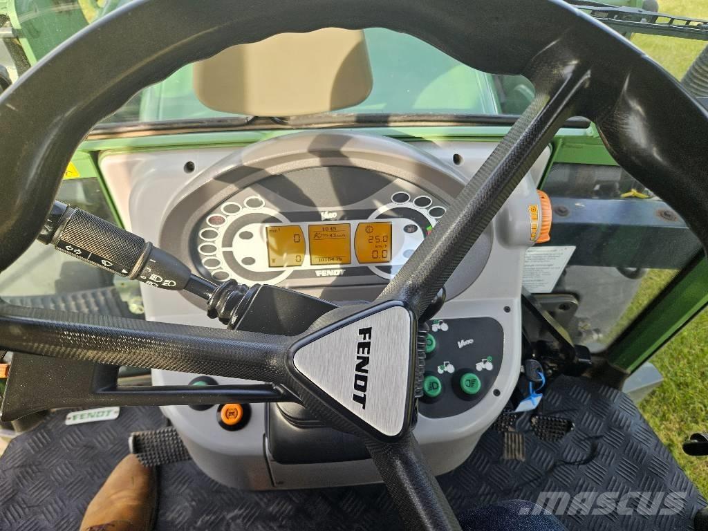 Fendt 211 Vario Traktory