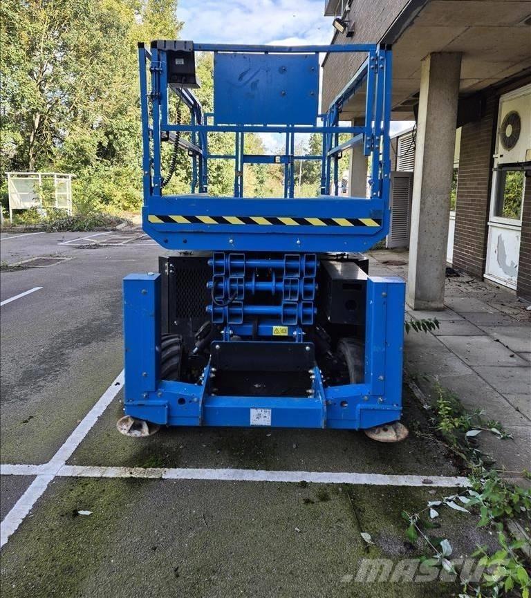 Genie GS 3369 RT Nůžková zvedací plošina