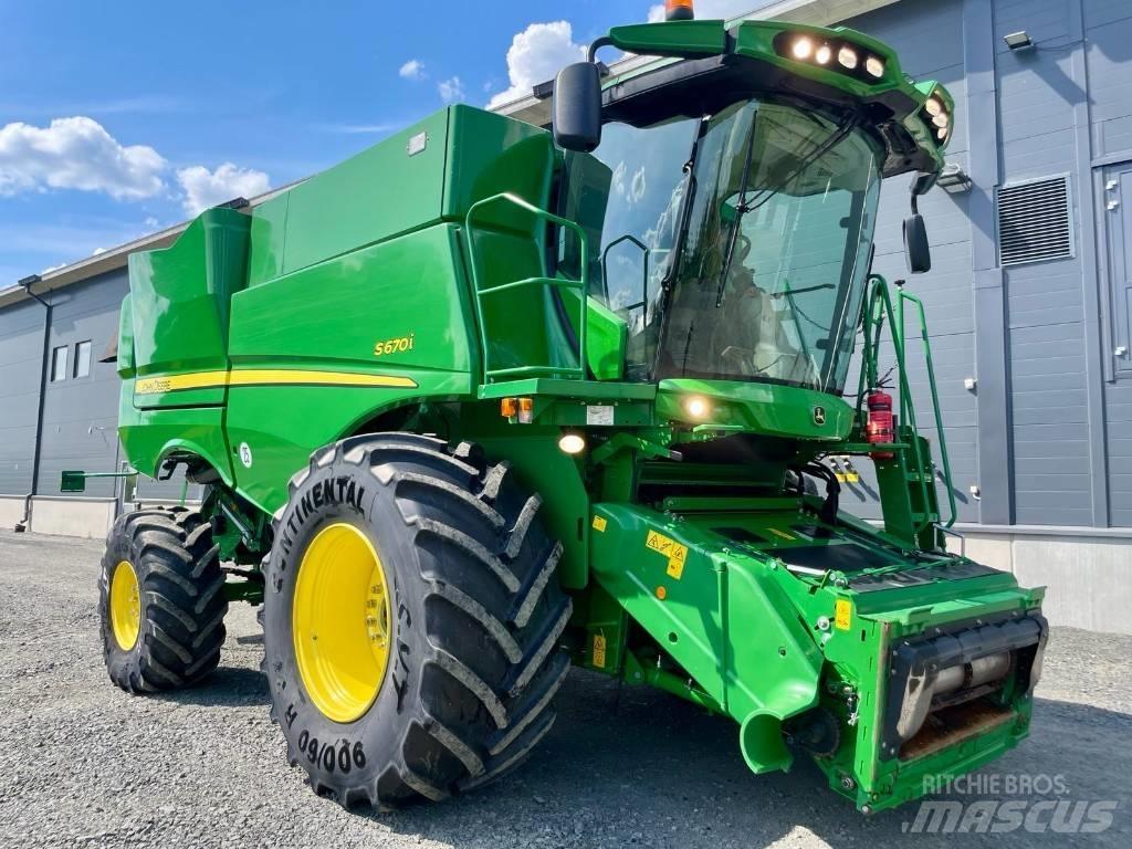 John Deere S 670 i Sklízecí mlátičky