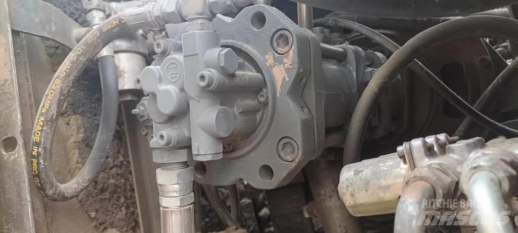 Sumitomo SH120 Pásová rýpadla