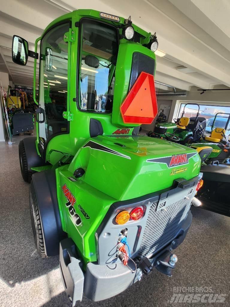 Avant 760 I Smykem řízené nakladače