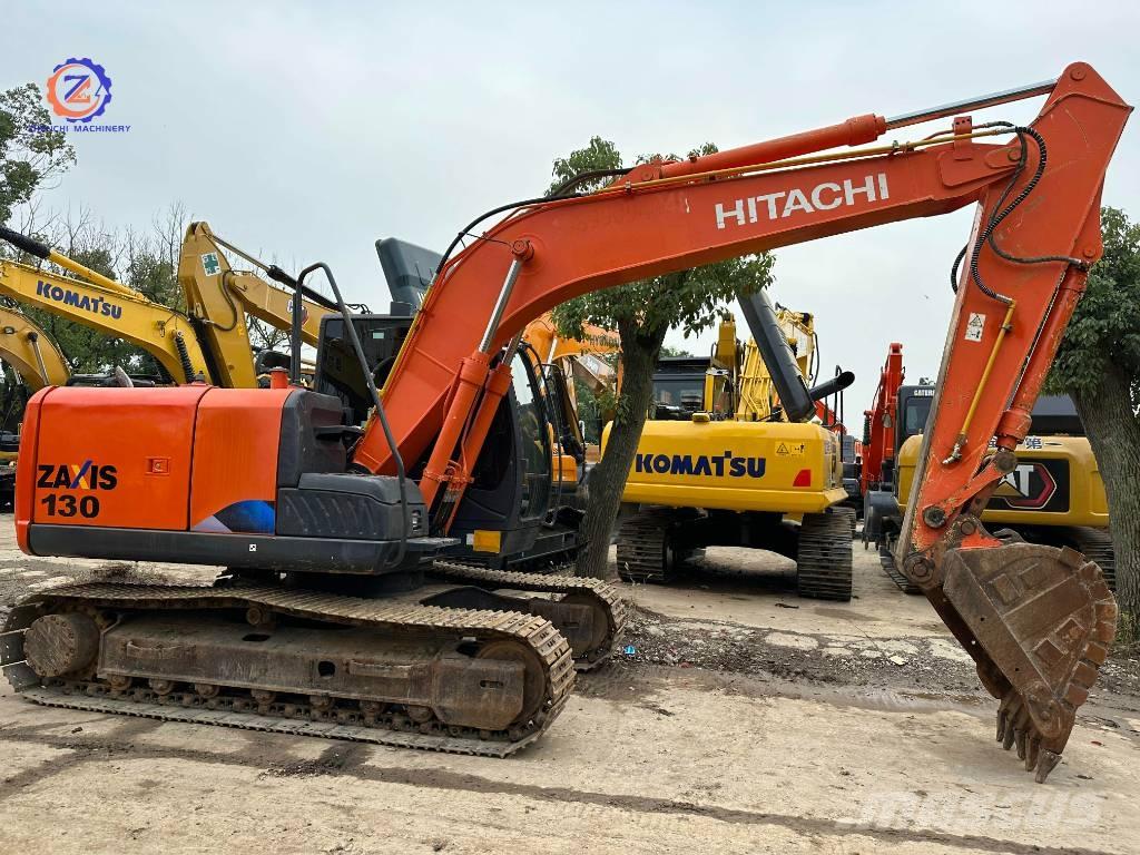 Hitachi ZX 130-5A Midi rýpadla 7t - 12t