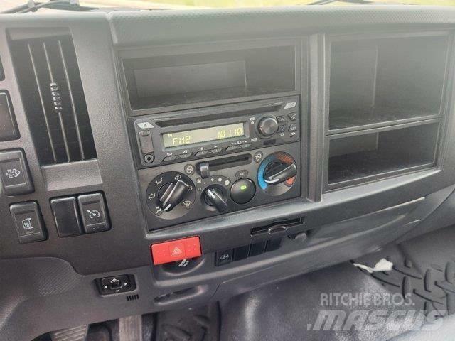 Isuzu FTR Skříňová nástavba