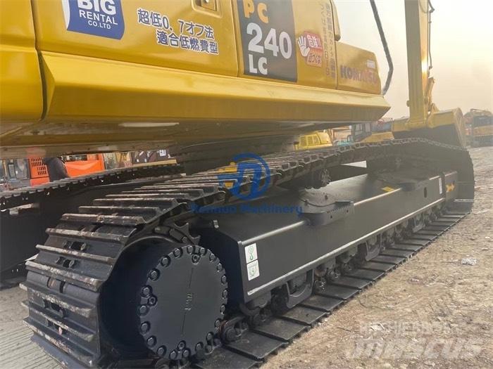 Komatsu PC 240 -8 Pásová rýpadla