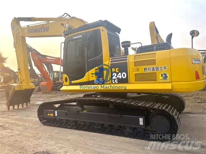 Komatsu PC 240 -8 Pásová rýpadla