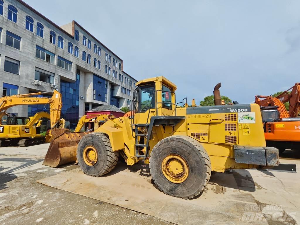 Komatsu WA 500-3 Kolové nakladače