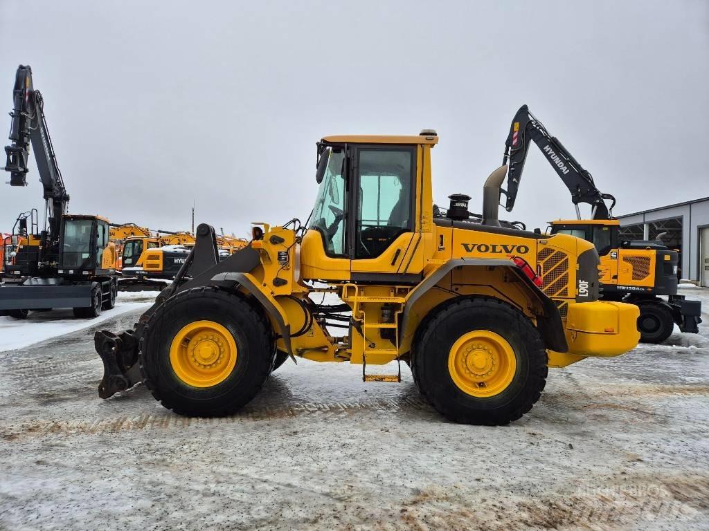 Volvo L 90 F Kolové nakladače