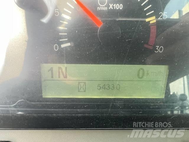 CAT 950 Kolové nakladače