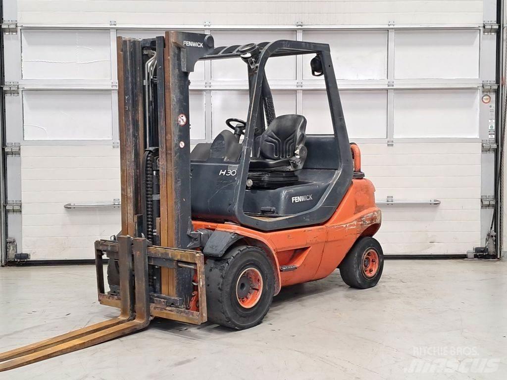 Linde H30D-03 Dieselové vozíky