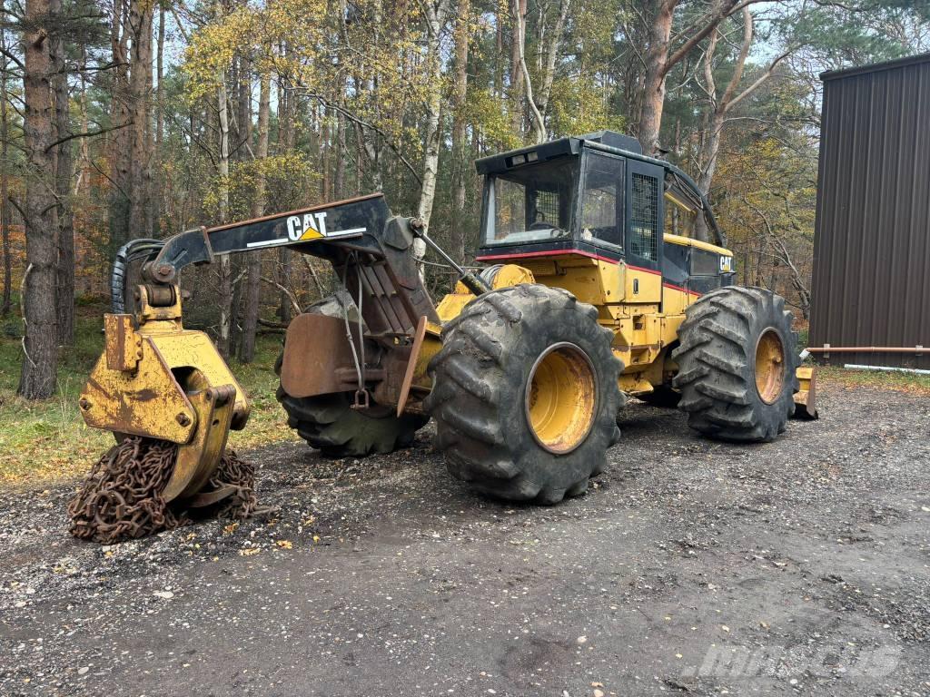 CAT 525B Skidder Skiddery