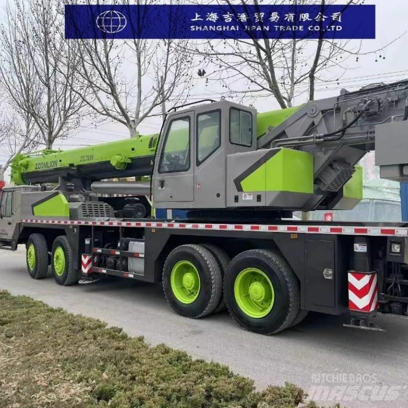 Zoomlion QY 70 V Univerzální terénní jeřáby
