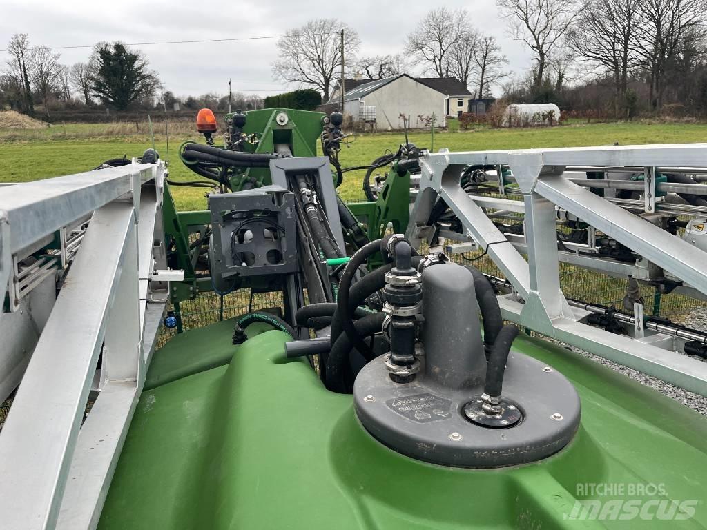 Fendt Rogator 355 Tažené postřikovače