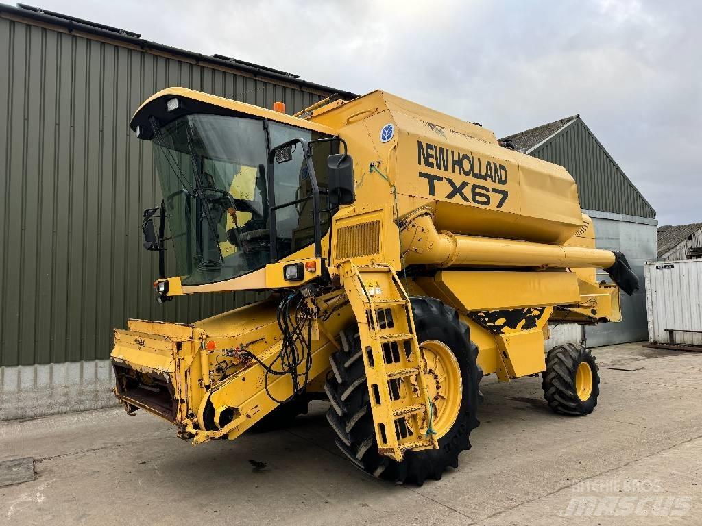 New Holland TX 67 Sklízecí mlátičky