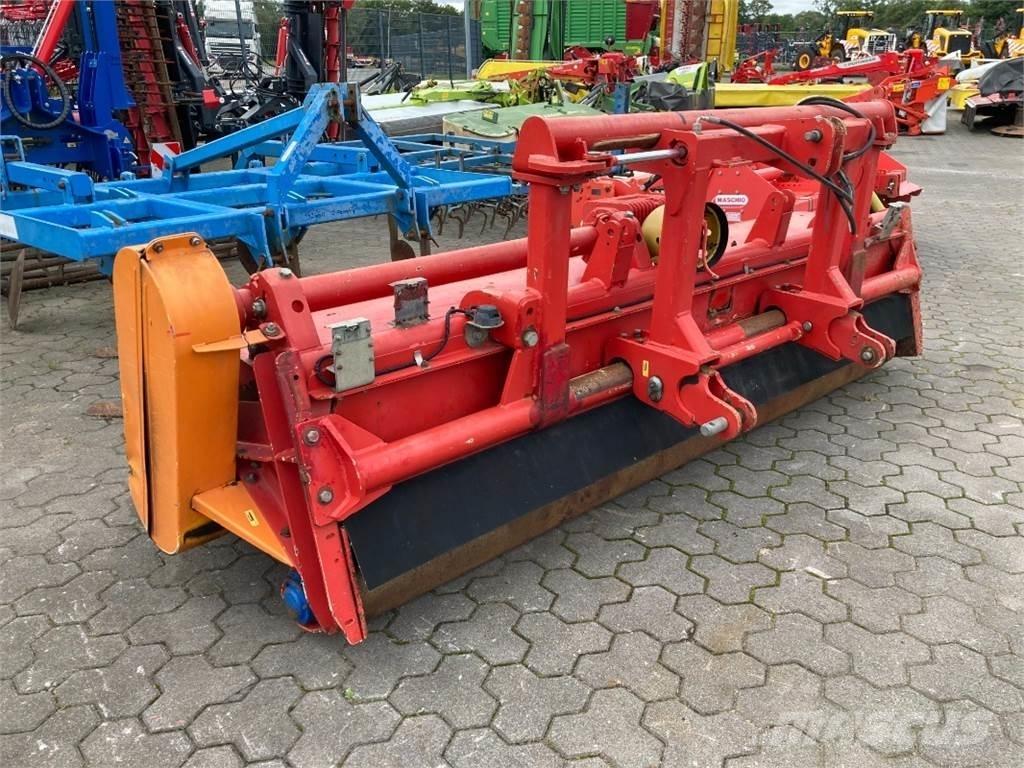 Dücker UM 30 FV Stroje na sklizeň pícnin-příslušenství