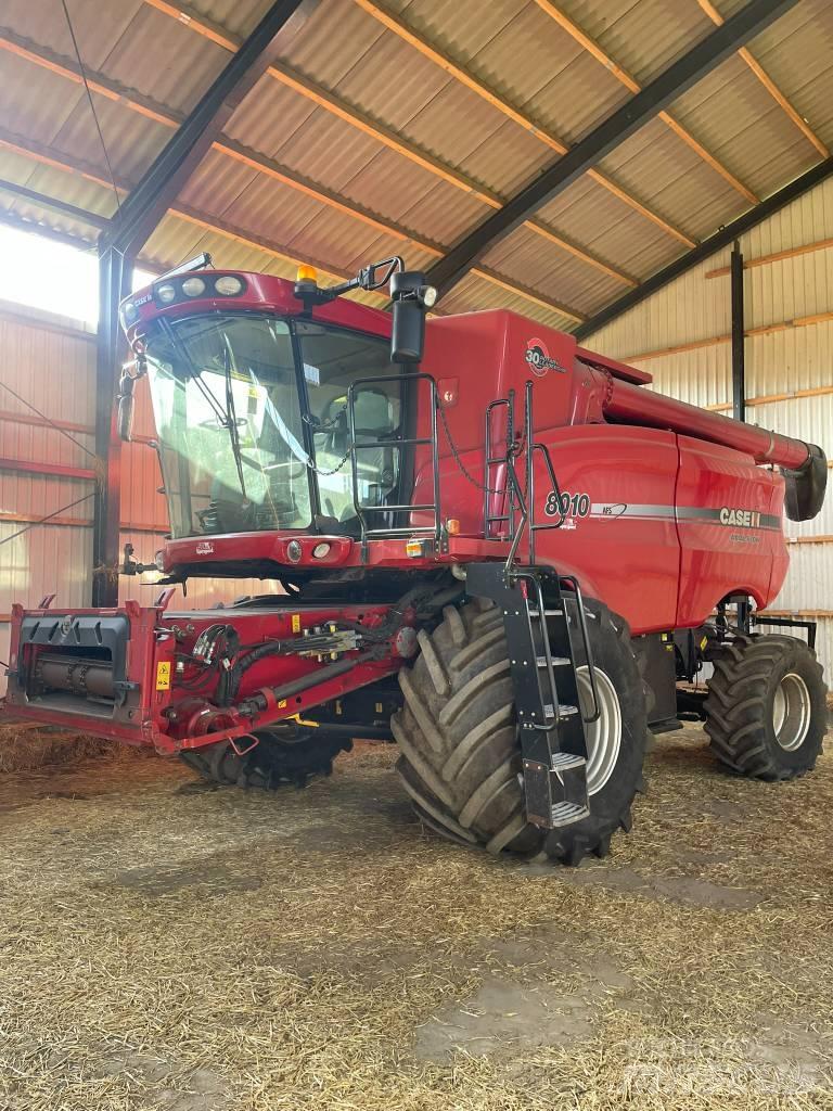 Case IH 8010 Sklízecí mlátičky