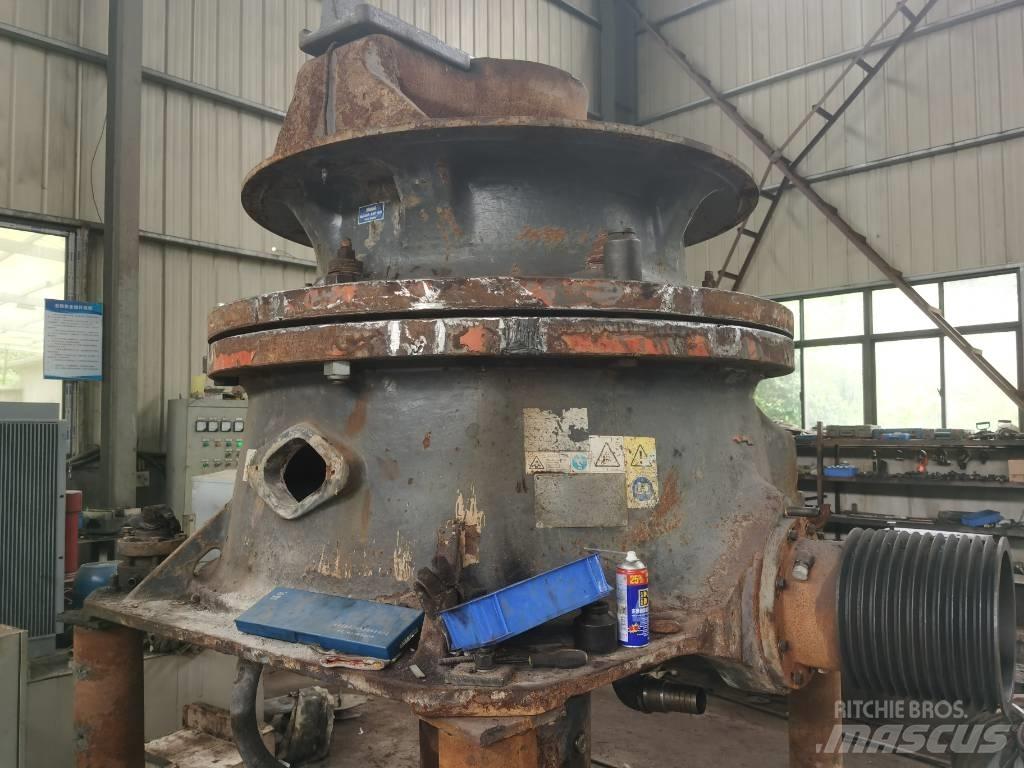 Sandvik CH 440 Drtící zařízení