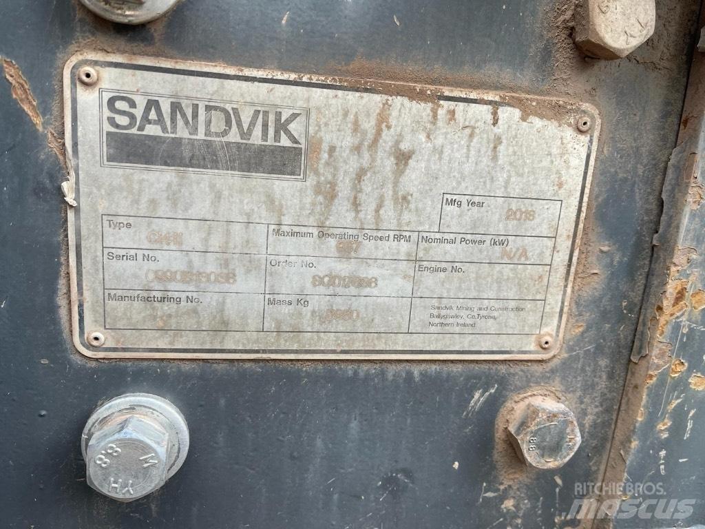 Sandvik QI 341 Mobilní drtiče