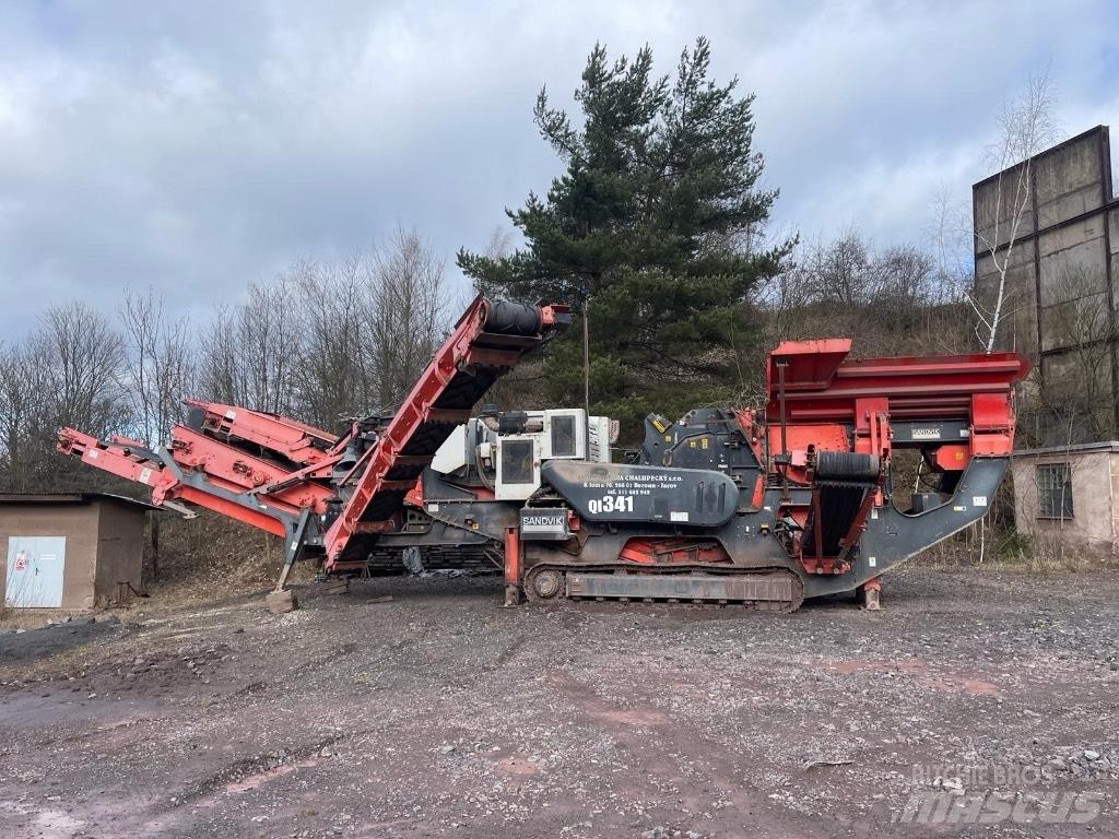 Sandvik QI 341 Mobilní drtiče
