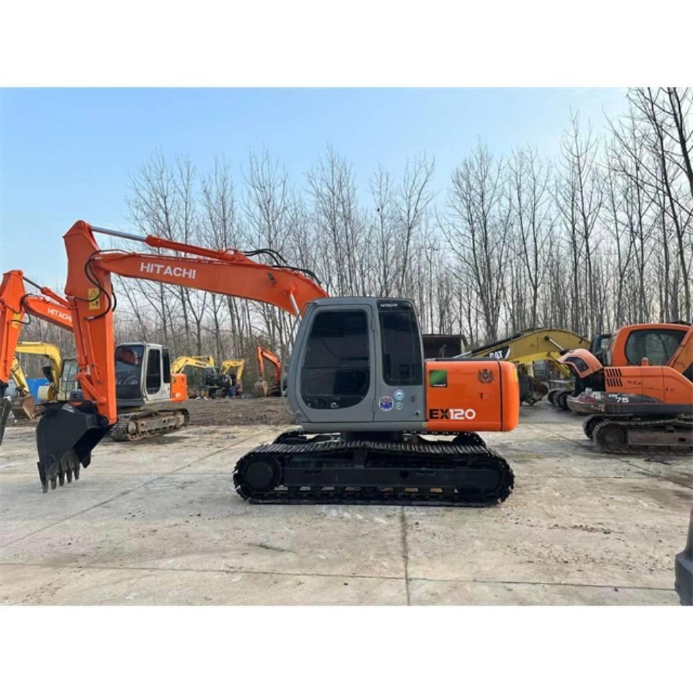 Hitachi EX120 Pásová rýpadla