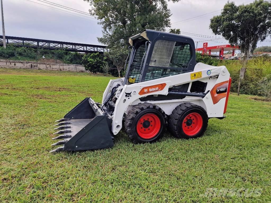 Bobcat S 450 Smykem řízené nakladače