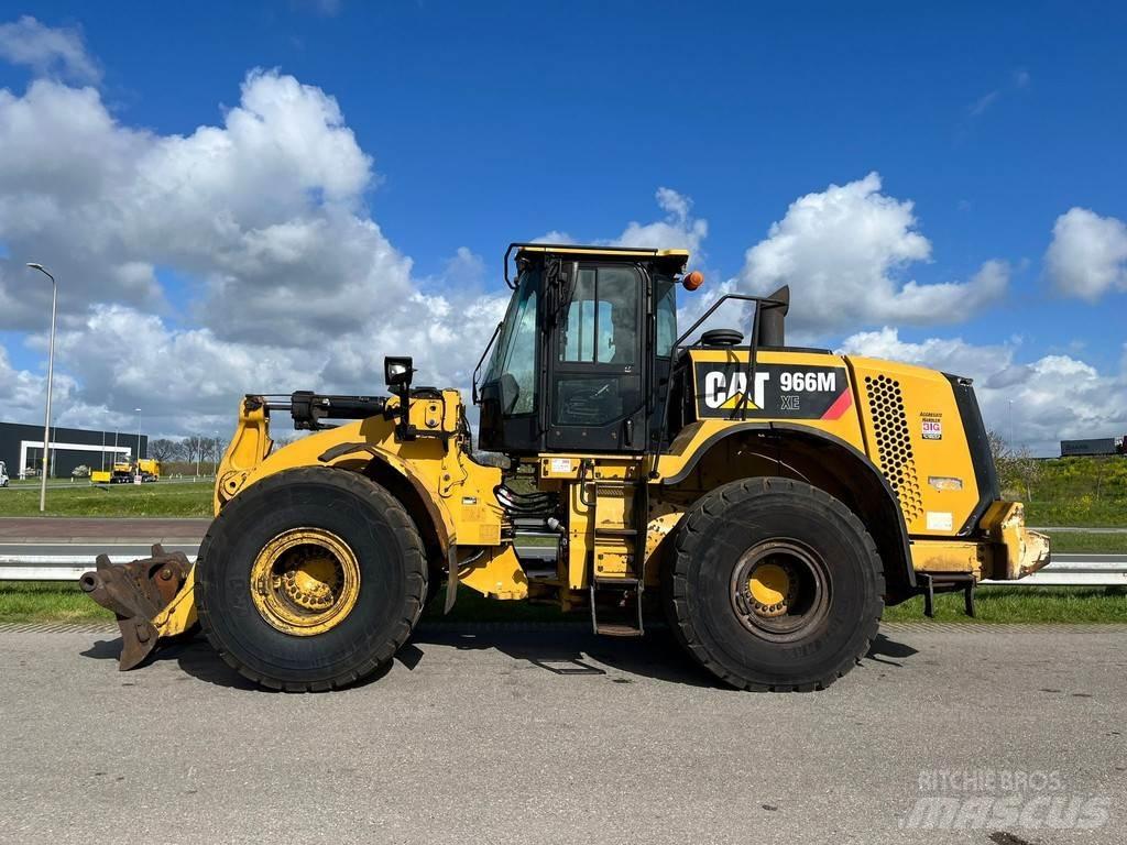 CAT 966M XE Kolové nakladače