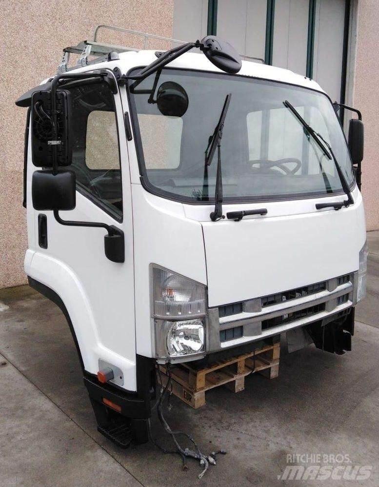 Isuzu FRR Euro 5 Kabiny a interiér
